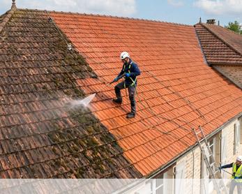 Nettoyage demoussage de toiture