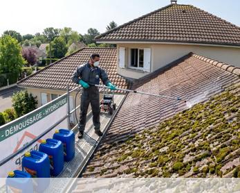 Nettoyage demoussage de toiture